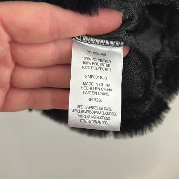 Super soft drawstring at the waist sweater - NWOT 💕 - Picture 6 of 6